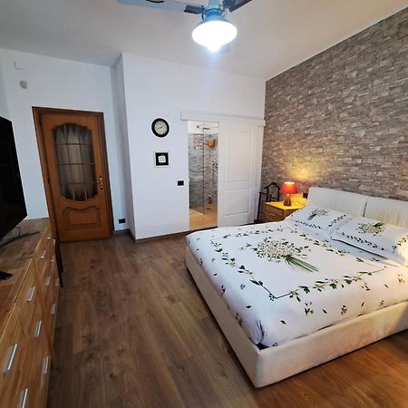 Casa Maya San Martino Alfieri Eksteriør billede