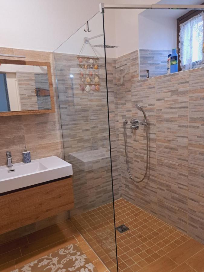Casa Maya San Martino Alfieri Eksteriør billede